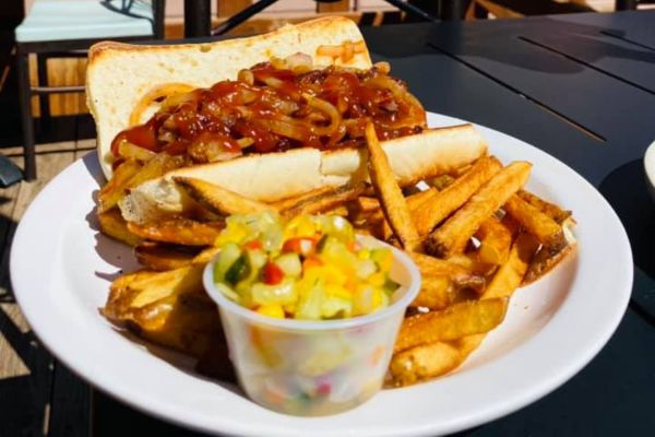 trailhead moab restaurants with outdoor dining