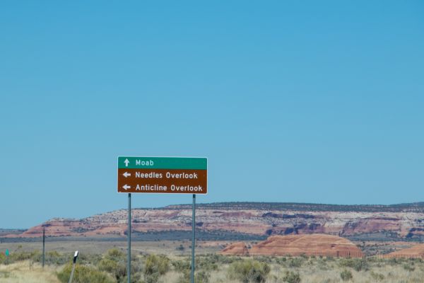 nearby campgrounds for moab glamping